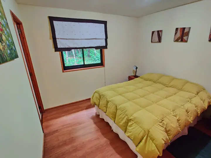 Casa con bajada al río